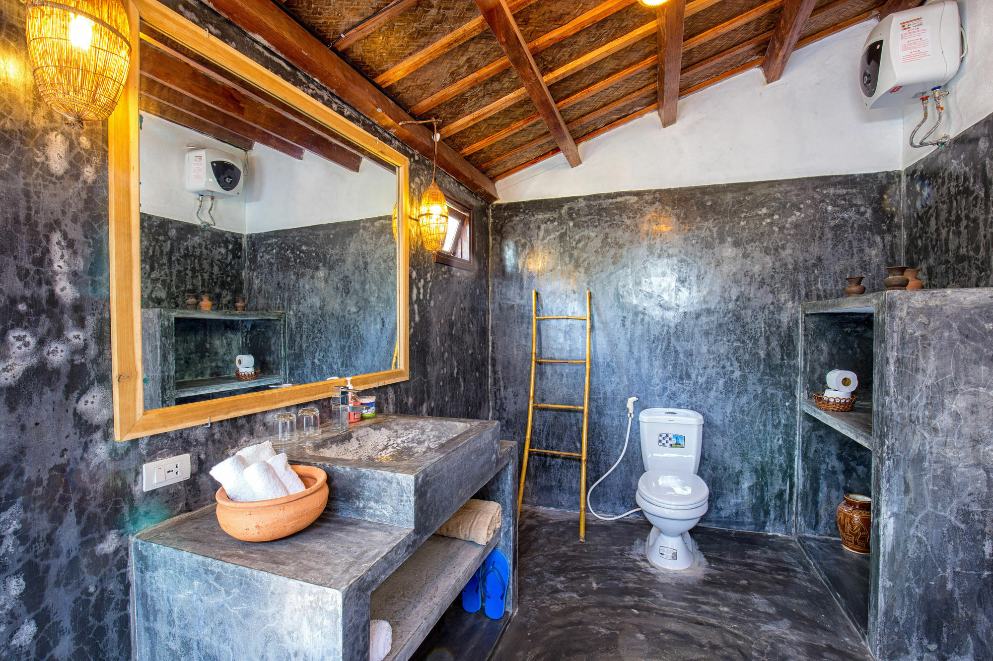 Red Flower Cottages Homestay Hoi An Bagian luar foto